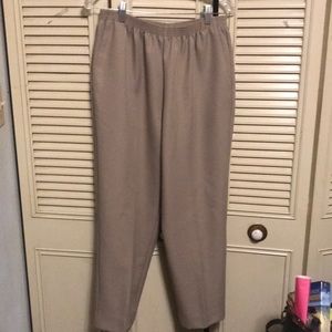 Alfred Dunner size 12 beige slacks